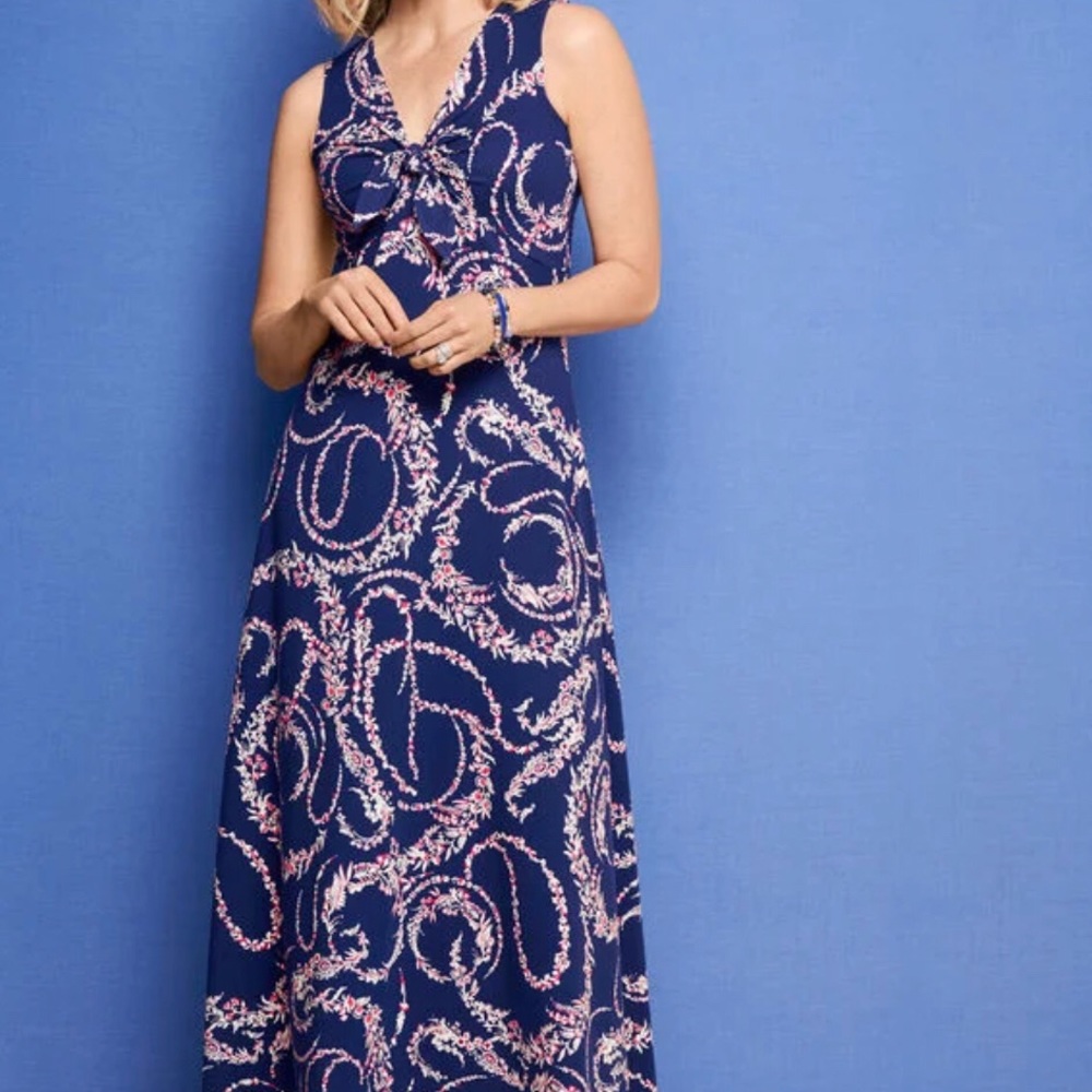 NWT: Beautiful Maxi dress
